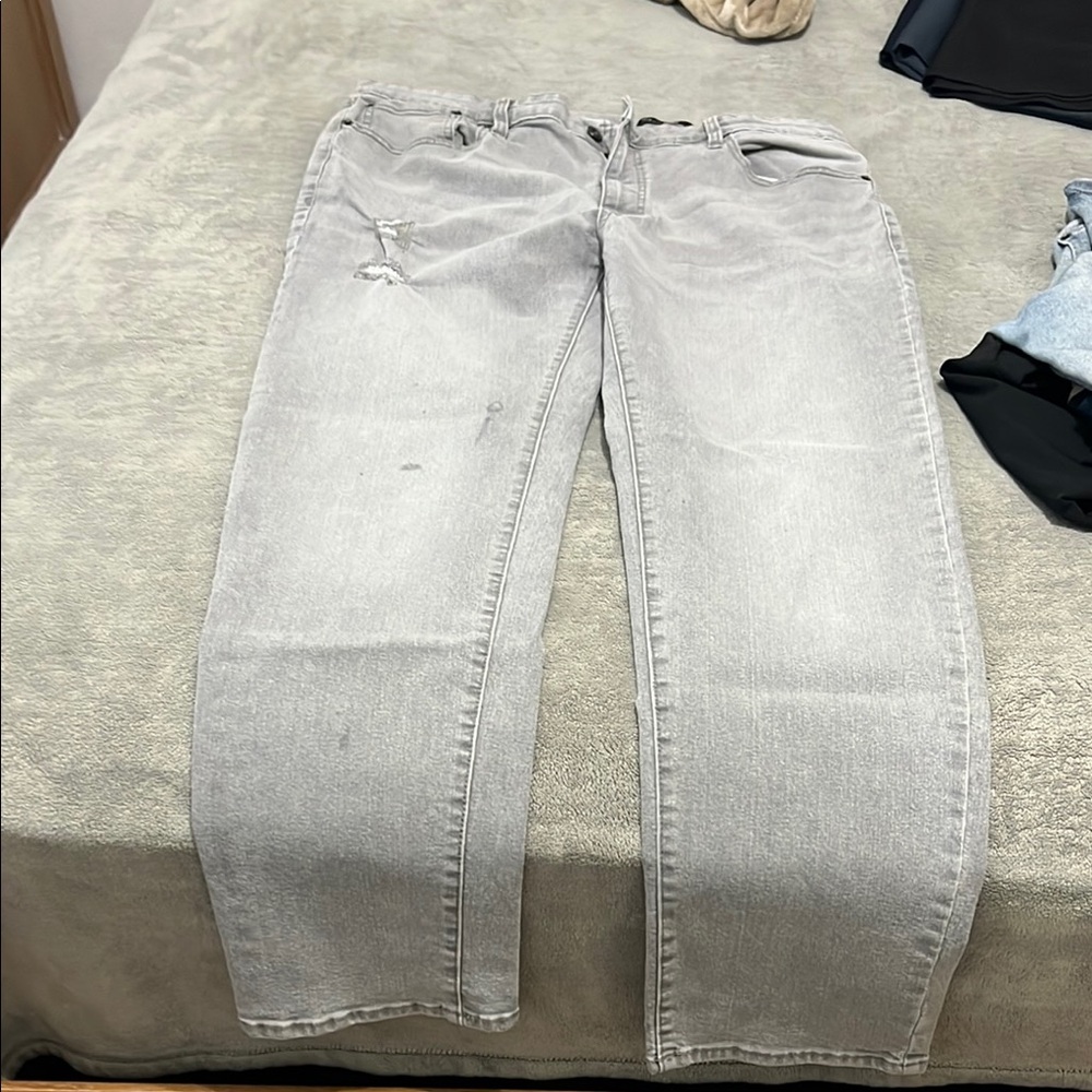 Men's Gray Jeans